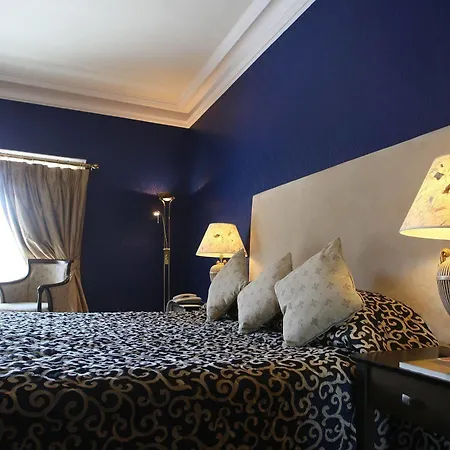 Hotel Athenaeum House