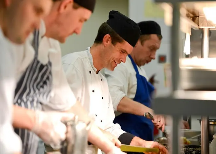 Athenaeum House Hotell 4*