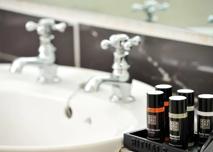 Athenaeum House Hotell