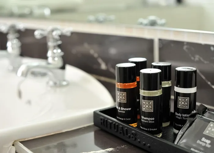 Hotell Athenaeum House 4*